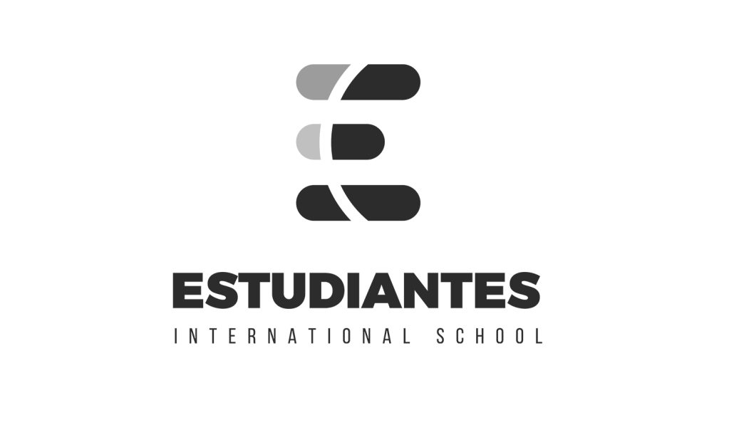 ESTUDIANTES
